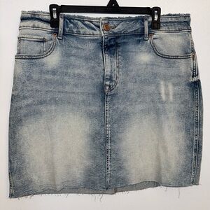 Maurice’s- Denim Distressed Unhemmed Jean Skirt Women’s Plus Size  16